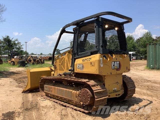 CAT D3 Kāpurķēžu buldozeri