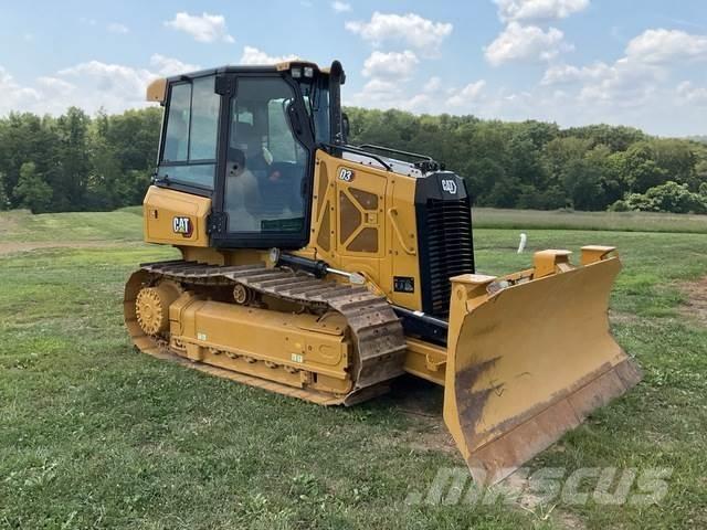 CAT D3 XL Kāpurķēžu buldozeri