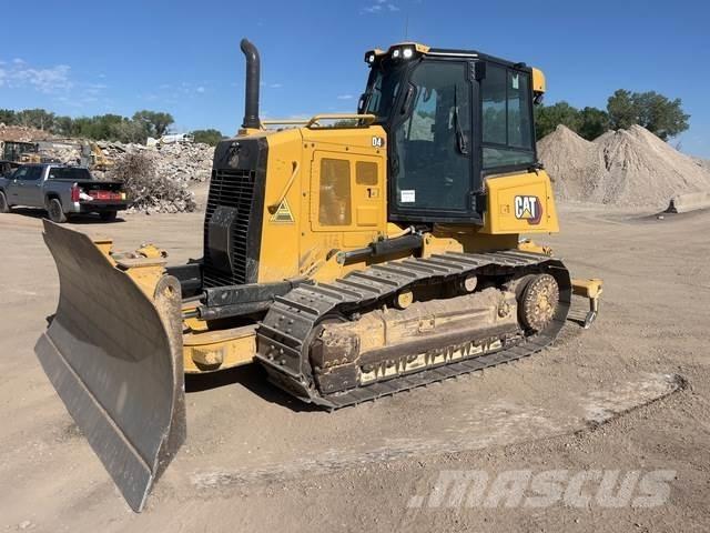 CAT D4 Kāpurķēžu buldozeri