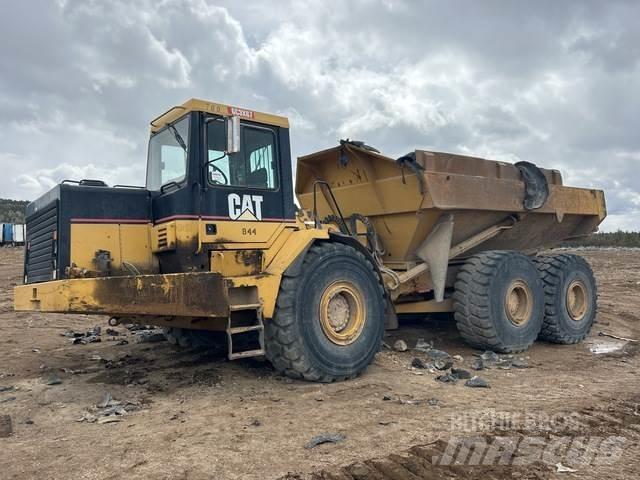 CAT D400E Artikulētie pašizgāzēji