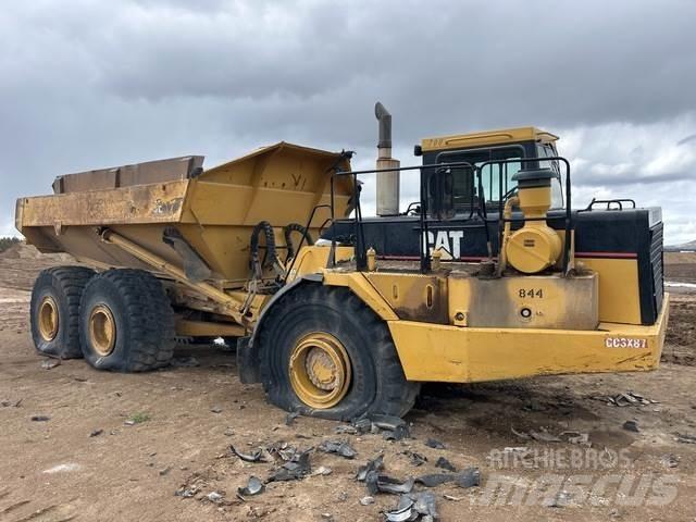 CAT D400E Artikulētie pašizgāzēji