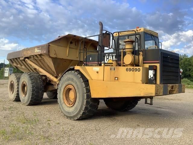 CAT D400E Artikulētie pašizgāzēji