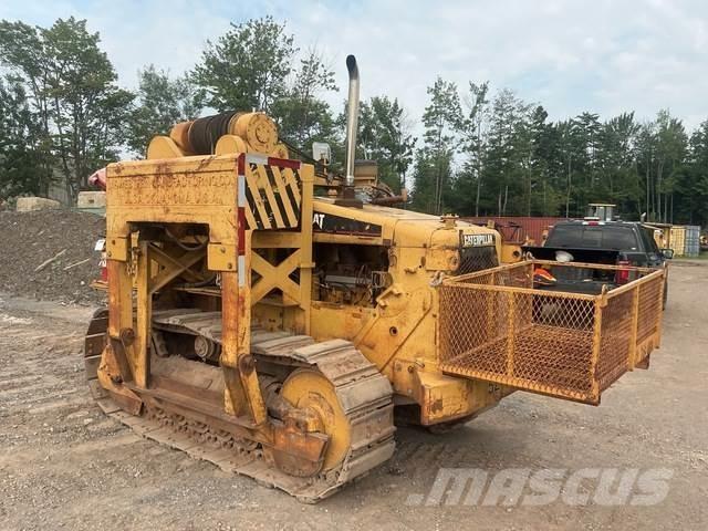 CAT D4E 20 Cauruļvadu buldozeri