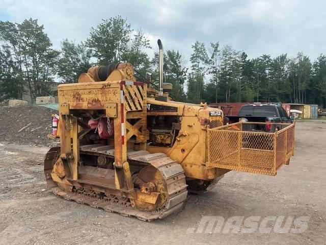 CAT D4E 20 Cauruļvadu buldozeri