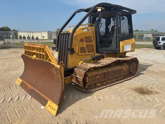 CAT D5K2 XL Kāpurķēžu buldozeri