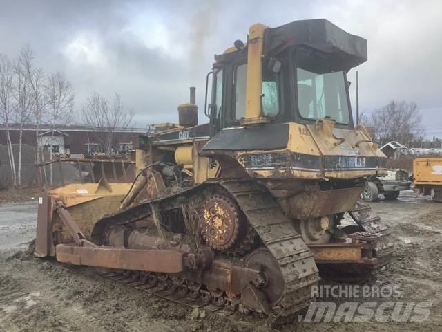 CAT D6 Kāpurķēžu buldozeri