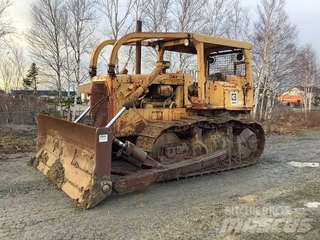 CAT D6D Kāpurķēžu buldozeri