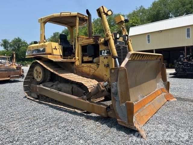 CAT D6H Kāpurķēžu buldozeri