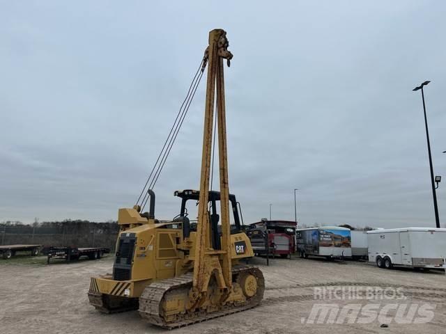 CAT D6k Cauruļvadu buldozeri
