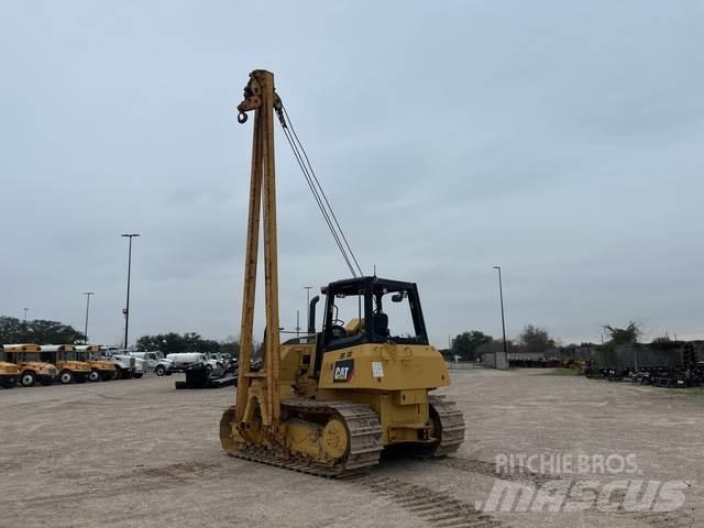 CAT D6k Cauruļvadu buldozeri