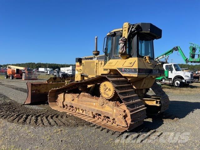 CAT D6M LGP Kāpurķēžu buldozeri