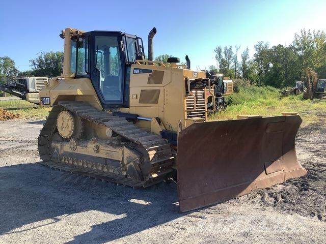 CAT D6N XL Kāpurķēžu buldozeri