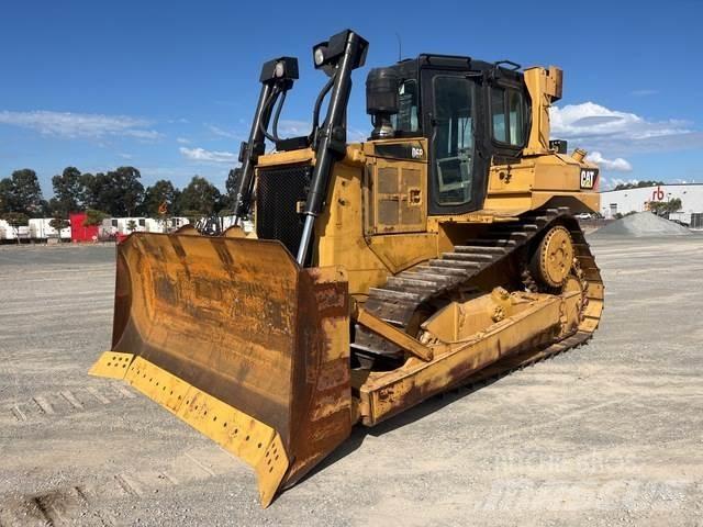 CAT D6R Kāpurķēžu buldozeri