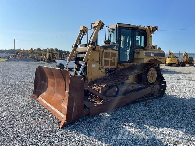 CAT D6R XL Kāpurķēžu buldozeri