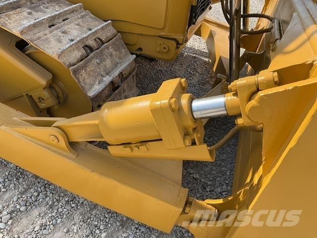 CAT D6T Kāpurķēžu buldozeri