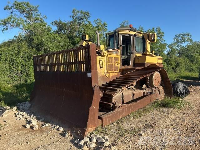 CAT D6T LGP Kāpurķēžu buldozeri