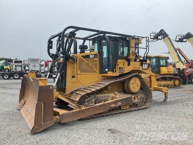 CAT D6T XL Kāpurķēžu buldozeri