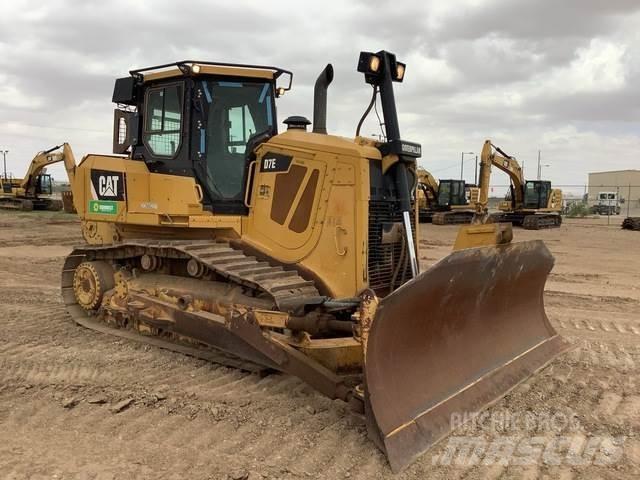 CAT D7E Kāpurķēžu buldozeri