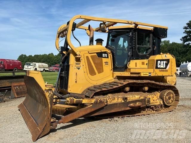 CAT D7E Kāpurķēžu buldozeri