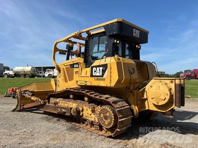 CAT D7E Kāpurķēžu buldozeri