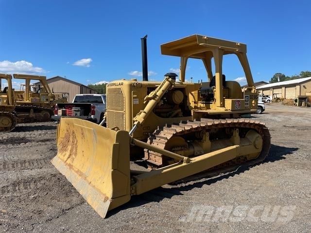 CAT D7G Kāpurķēžu buldozeri