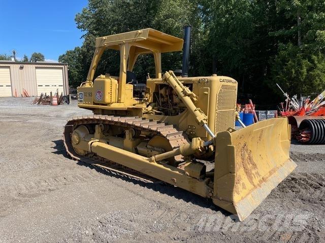 CAT D7G Kāpurķēžu buldozeri