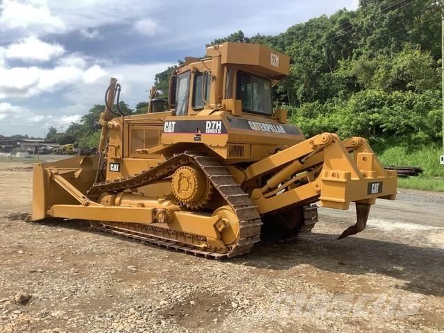 CAT D7H Kāpurķēžu buldozeri