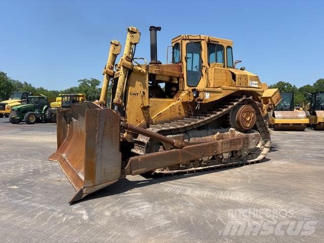 CAT D8L Kāpurķēžu buldozeri