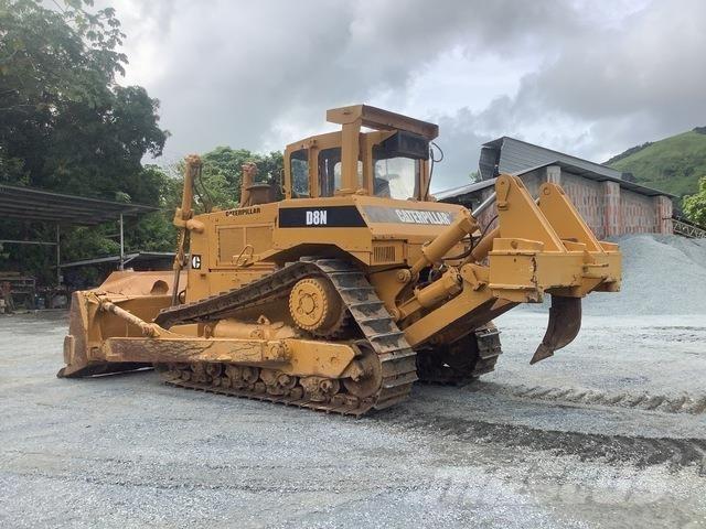 CAT D8N Kāpurķēžu buldozeri