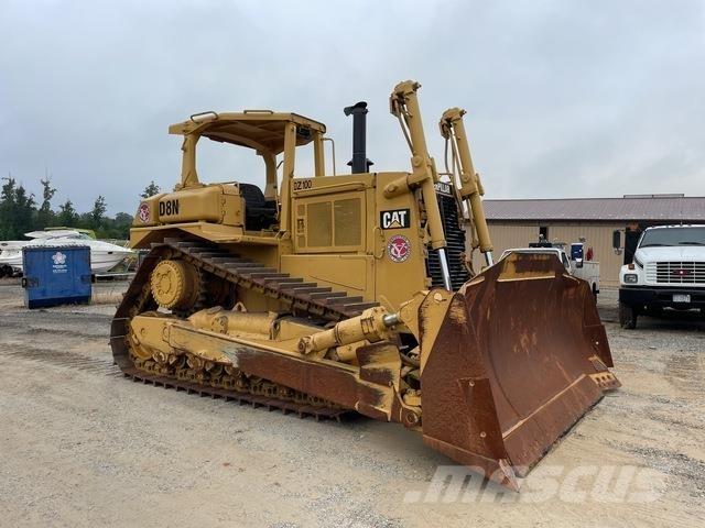 CAT D8N Kāpurķēžu buldozeri