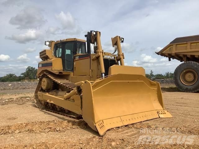 CAT D8R Kāpurķēžu buldozeri