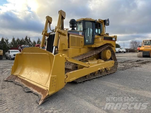 CAT D8R Kāpurķēžu buldozeri