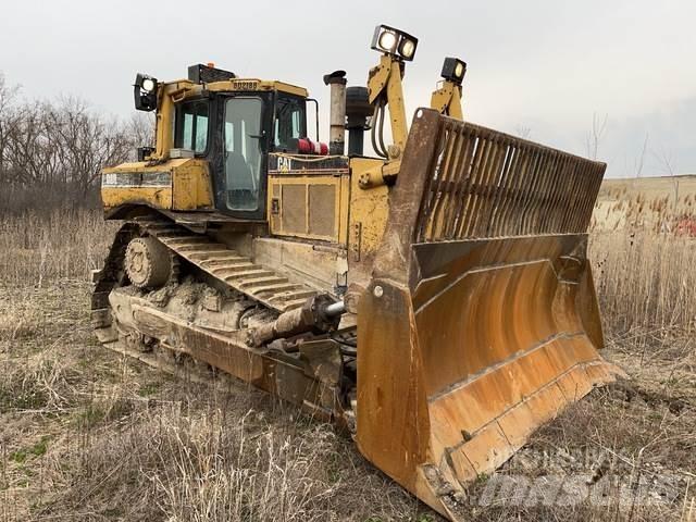 CAT D8R Kāpurķēžu buldozeri