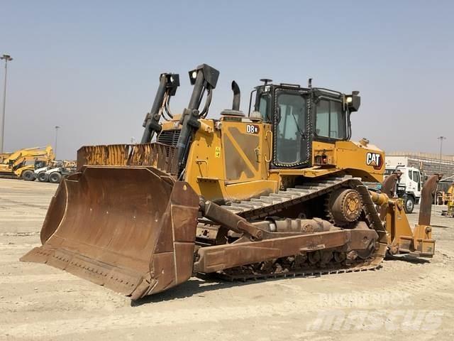 CAT D8R Kāpurķēžu buldozeri