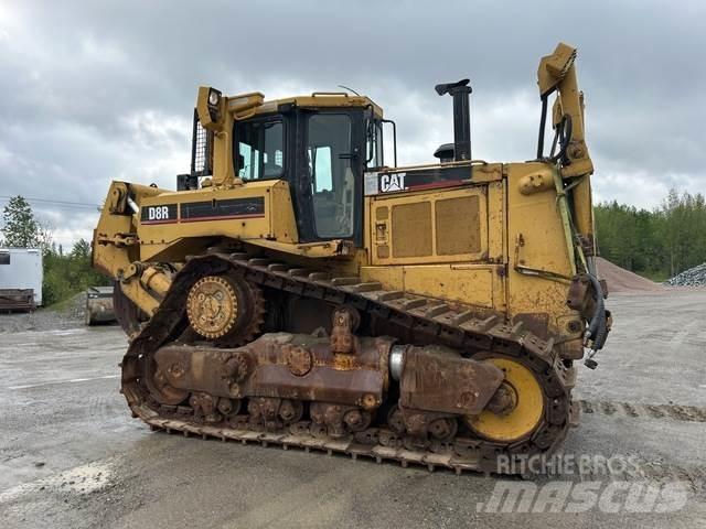 CAT D8R Kāpurķēžu buldozeri