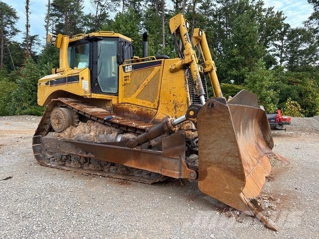 CAT D8T Kāpurķēžu buldozeri
