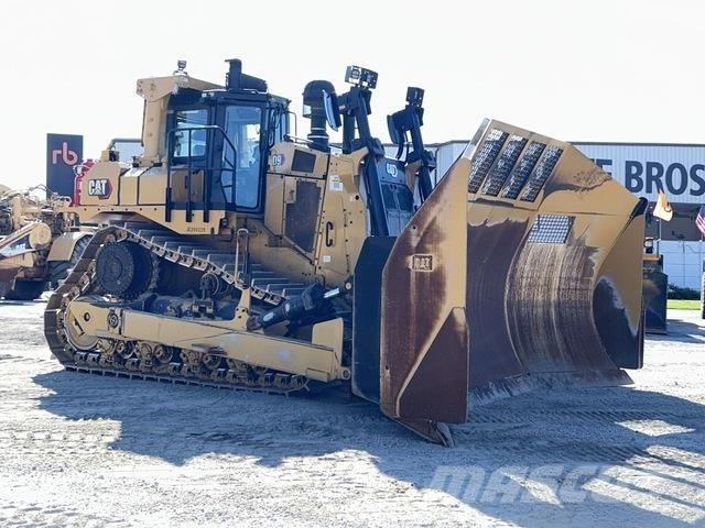 CAT D9 Kāpurķēžu buldozeri
