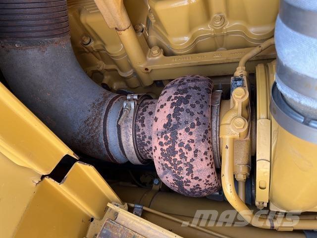 CAT D9T Kāpurķēžu buldozeri