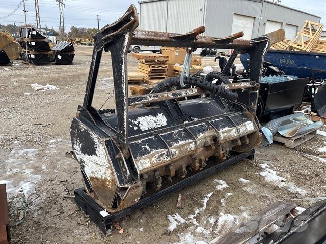 CAT HM418C Mežizstrādes mulčeri