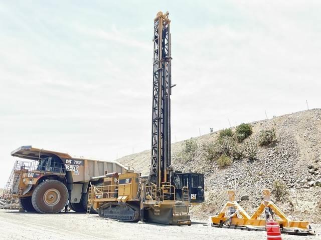 CAT MD6240 Urbji