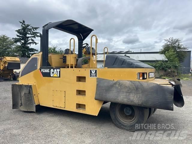 CAT PS-360C Pneimatiskie veltņi