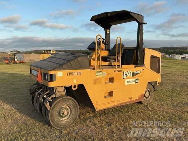 CAT PS150C Pneimatiskie veltņi
