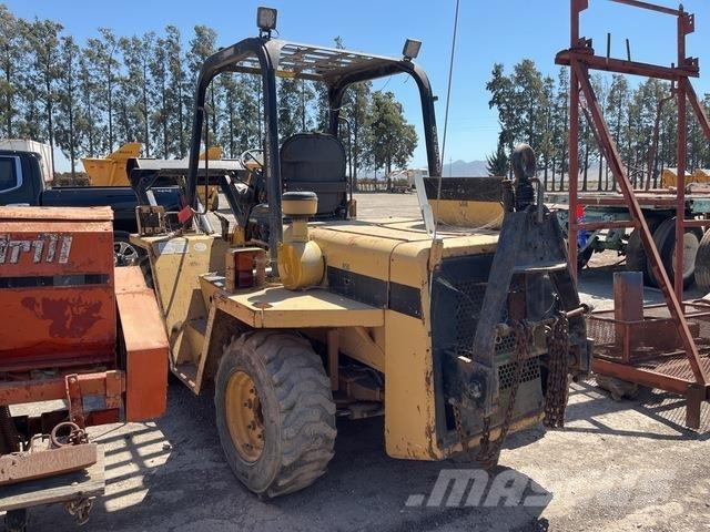 CAT R50 Apvidus autokrāvējs