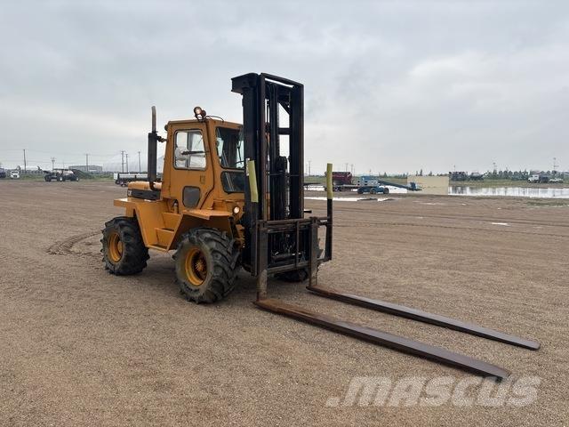 CAT R80 Apvidus autokrāvējs