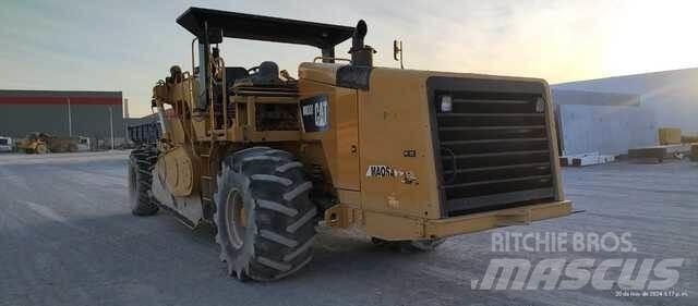 CAT RM300 Augsnes blīvētāji