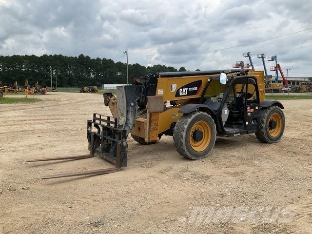 CAT TL1055D Teleskopiskie manipulatori