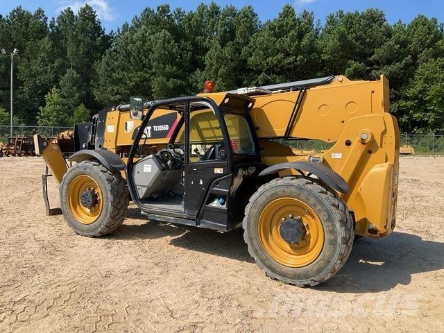 CAT TL1055D Teleskopiskie manipulatori