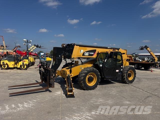 CAT TL1255D Teleskopiskie manipulatori
