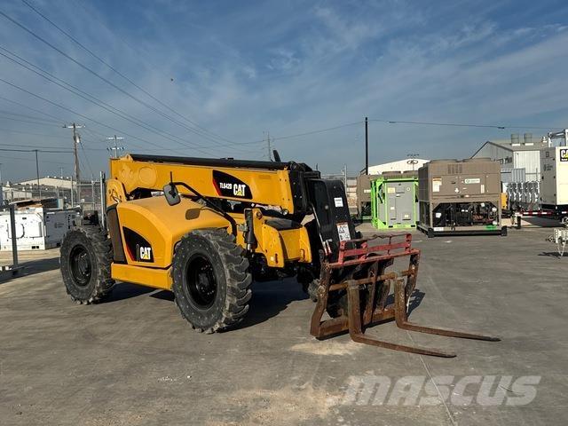 CAT TL642D Teleskopiskie manipulatori