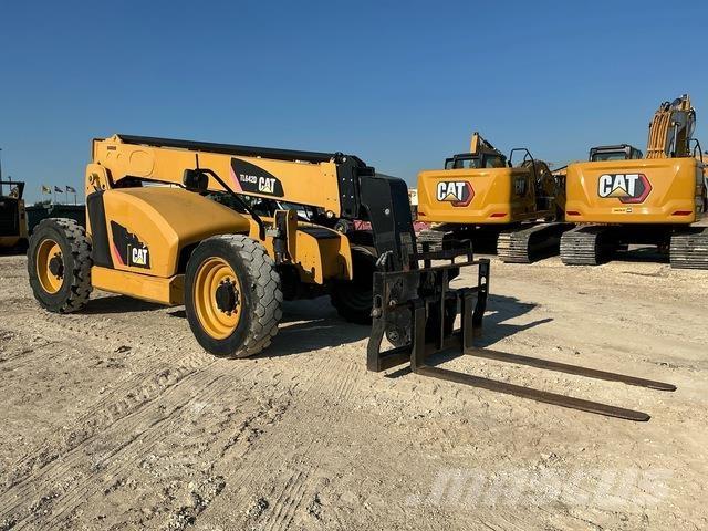 CAT TL642D Teleskopiskie manipulatori